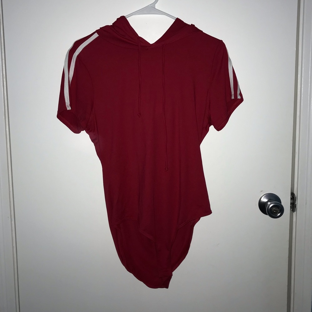 CHARLOTTE RUSSE Short Sleeve Hoodie Red Bodysuit